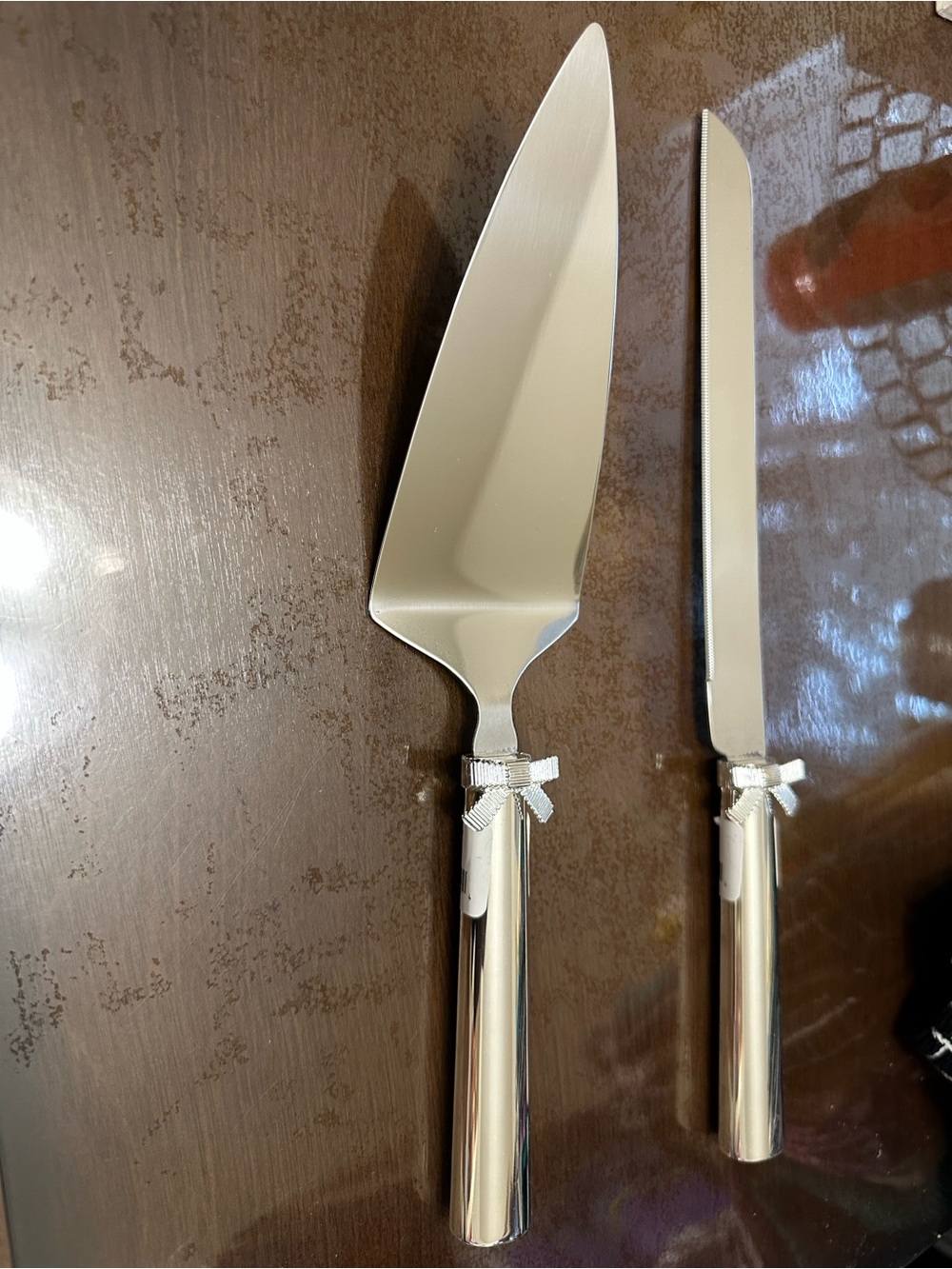 kate spade Silver Cake Server and Knife Set with Bow Details